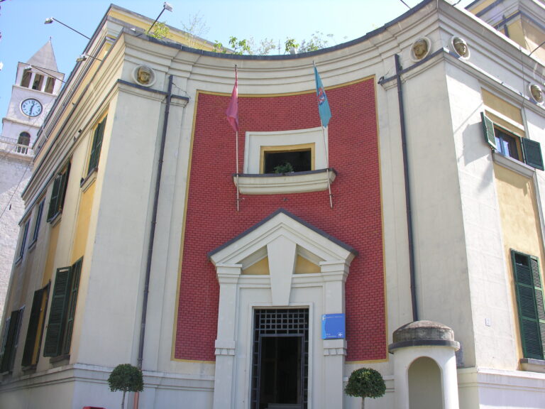 Hyrja e Autoriteteve ne Bashkine e Tiranes 768x576