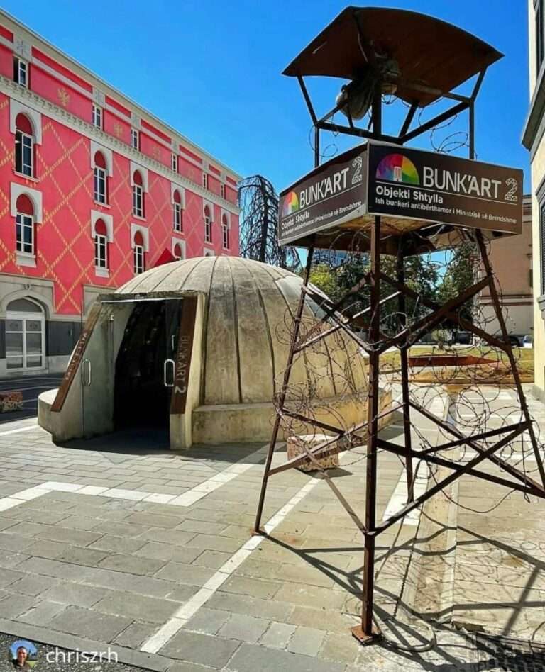 295972863 5406514849440777 4369773924316546066 n 768x948